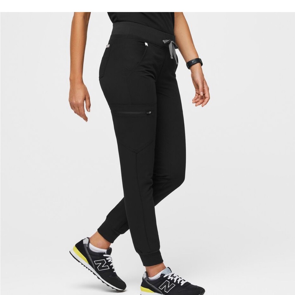 Figs scrub Zamora joggers.